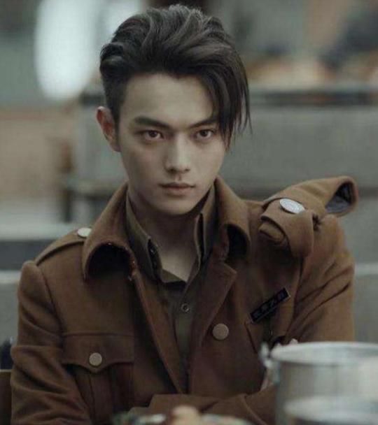 许凯主演电视剧，巷弄深处的星光与奇妙邂逅之旅