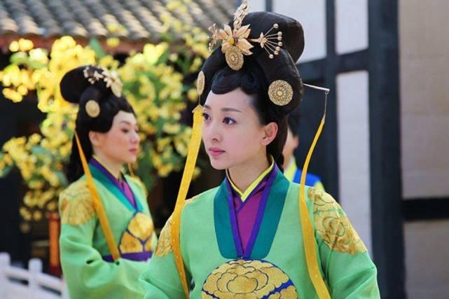 演员姜鸿,演员姜鸿，如何成为一名出色的演员——初学者与进阶者的指南
