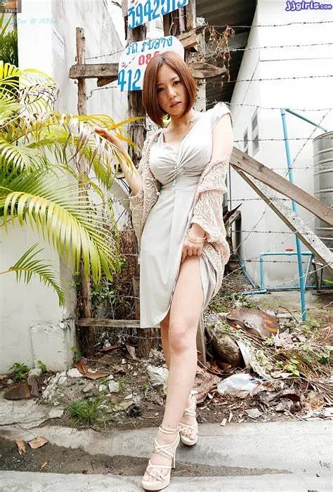 西条琉璃最新作品的艺术价值与个人观点深度解析